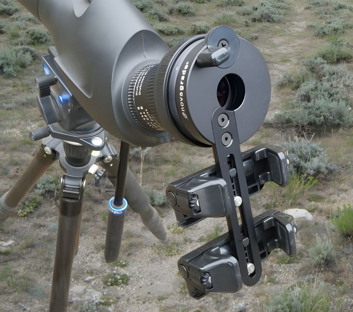 Novagrade Double-Gripper Phone Digiscoping Adapter - Thumbnail 5
